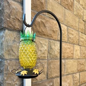 NWOT Perky-Pet Pineapple Hummingbird feeder